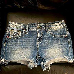 Size 12 Vigoss shorts